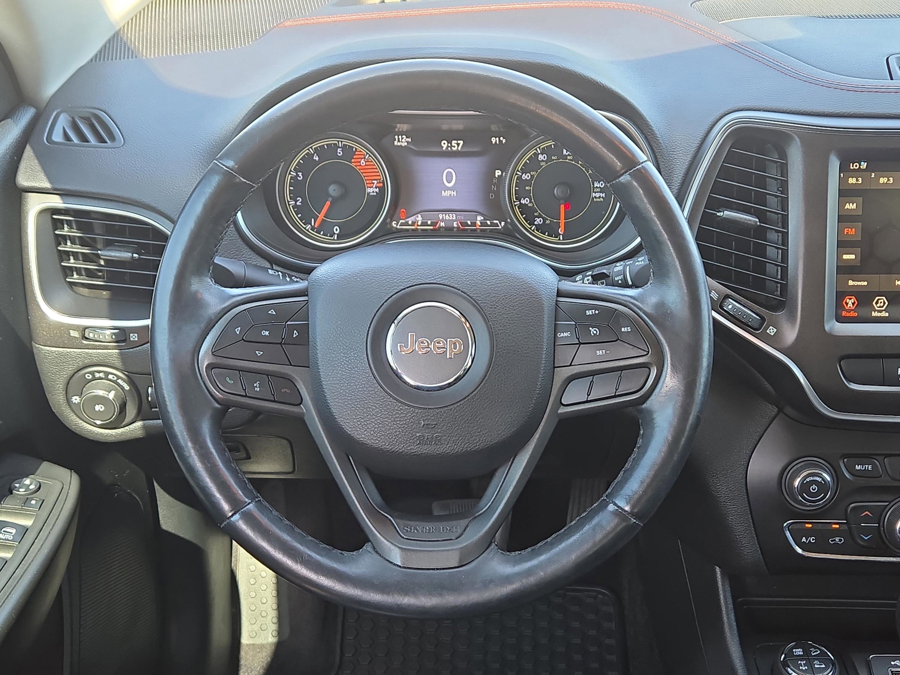 2019 Jeep Cherokee Trailhawk photo 15
