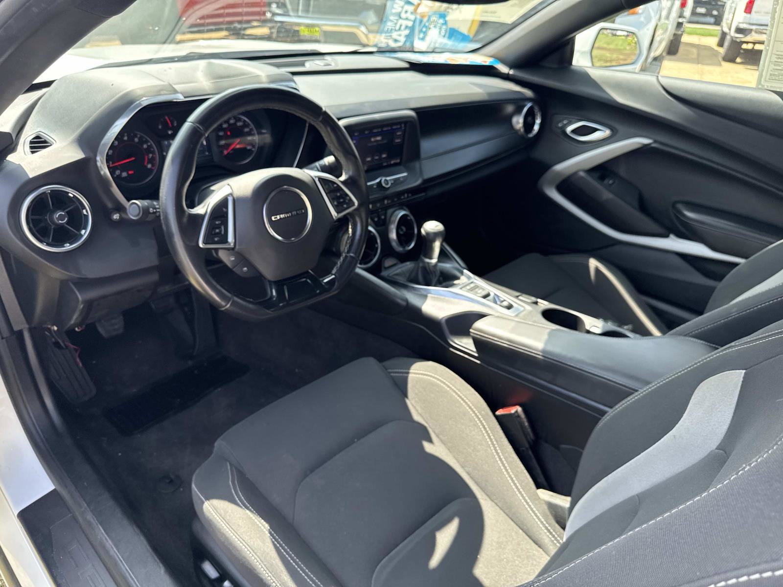2020 Chevrolet Camaro 1LS photo 7
