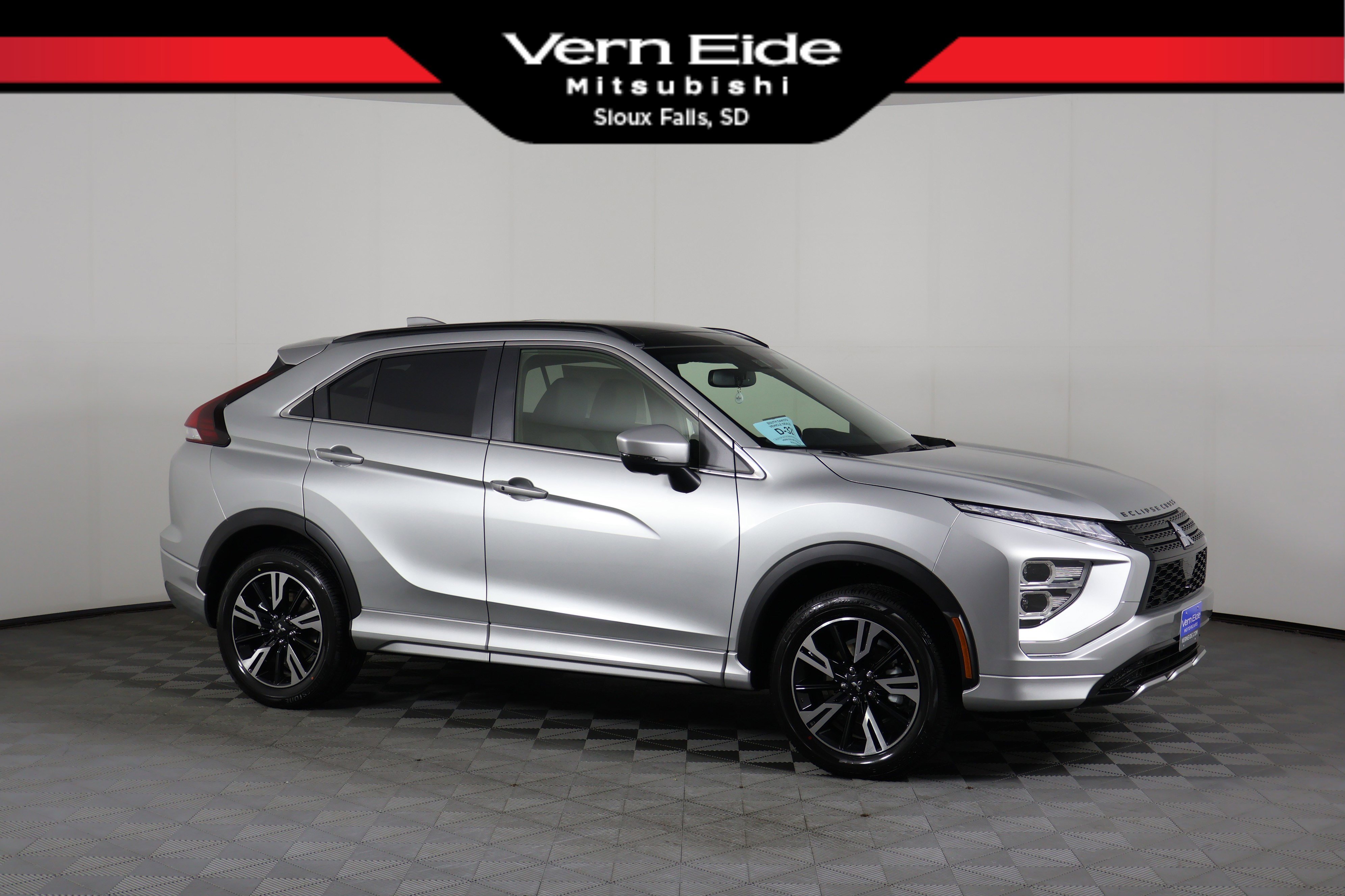 2026 Mitsubishi Eclipse Cross SEL's photo
