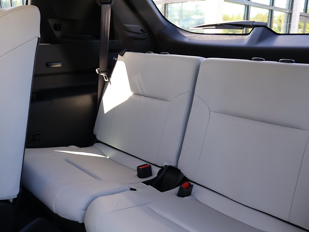 2022 Mitsubishi Outlander SEL photo 34