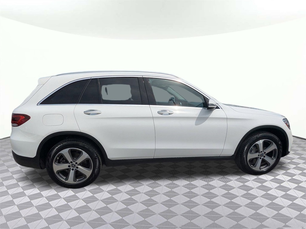 2020 Mercedes Benz GLC 300 photo 2