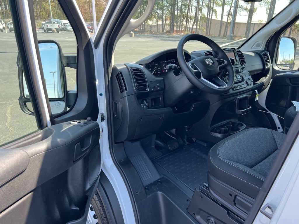 2025 Ram ProMaster 2500 photo 3