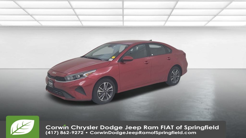 2024 Kia Forte LXS photo 4