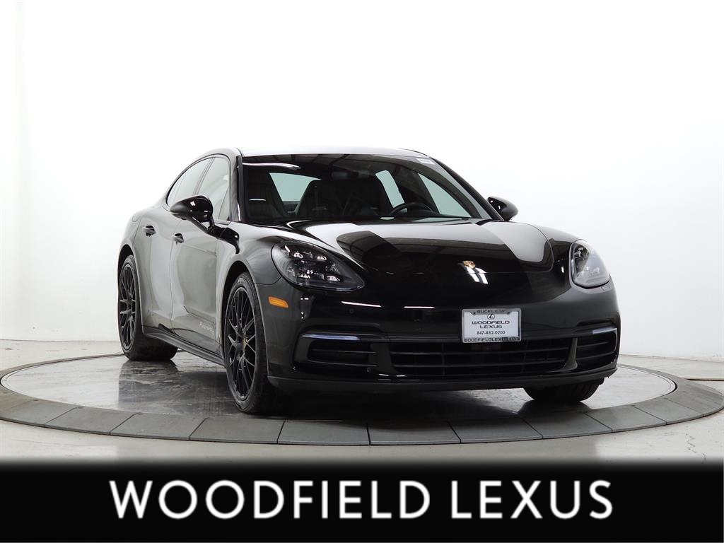 2020 Porsche Panamera Base's photo