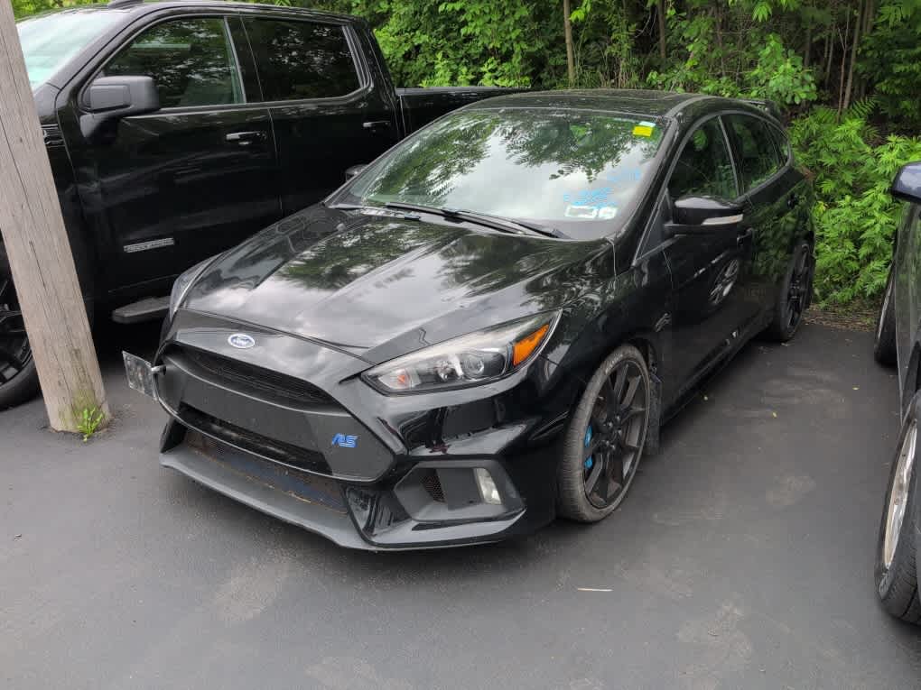 2016 Ford Focus RS photo 2