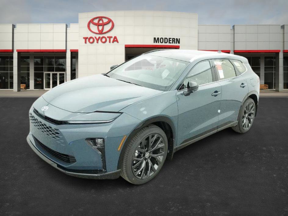 2025 Toyota Crown Signia Limited's photo