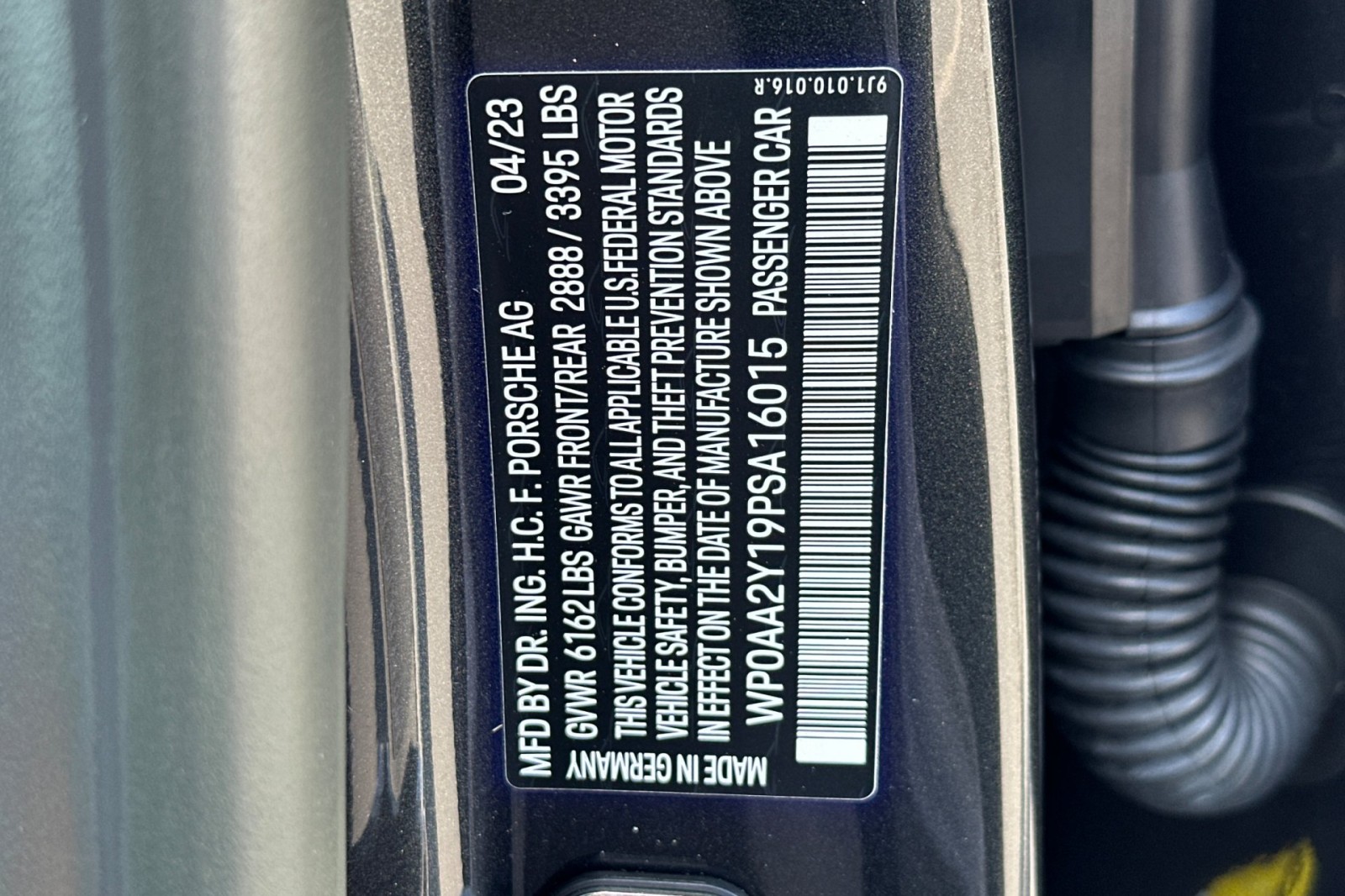 2023 Porsche Taycan photo 33