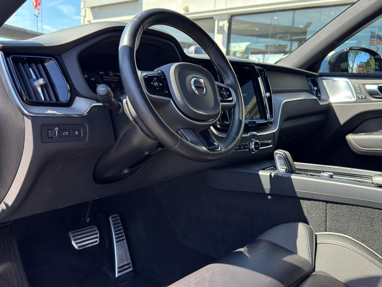 2021 Volvo XC60 Polestar photo 16