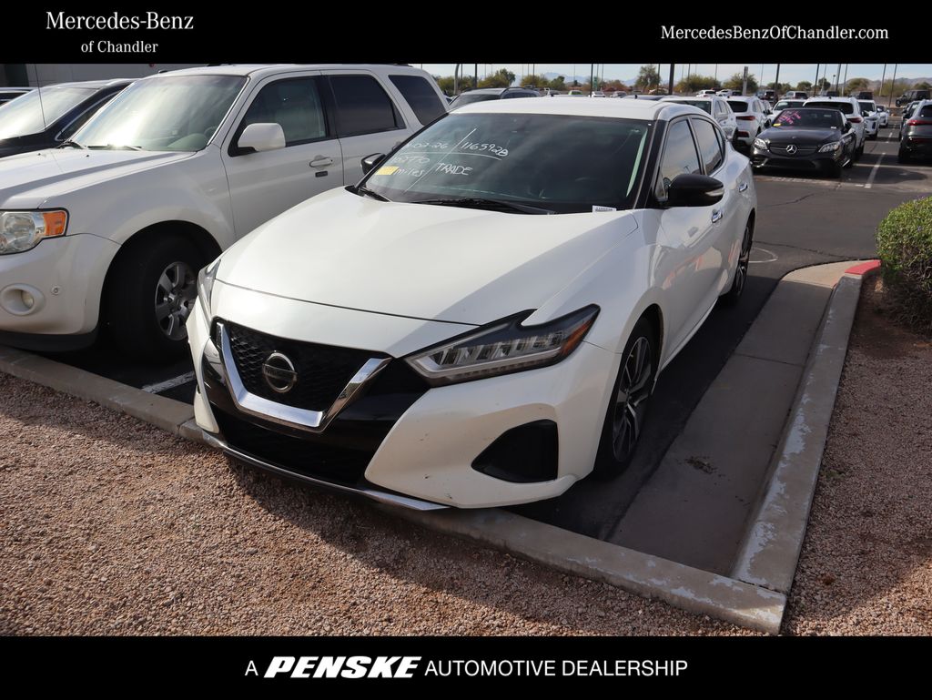 2019 Nissan Maxima SV's photo