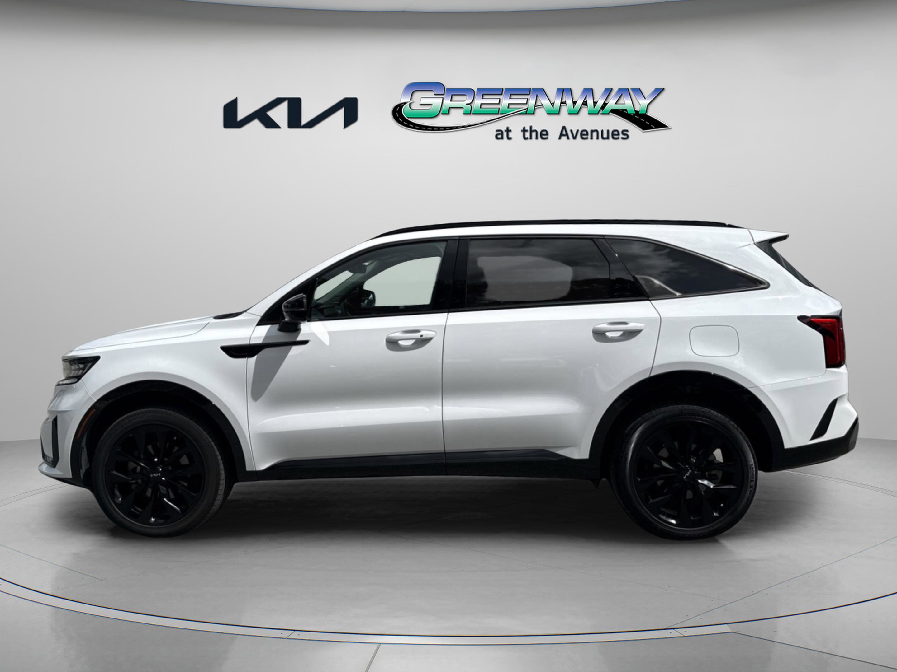 2023 Kia Sorento SX photo 2