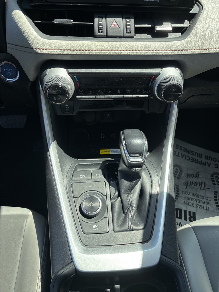 2022 Toyota RAV4 Hybrid XLE Premium photo 20