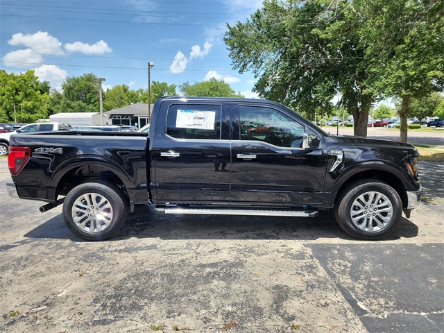 2024 Ford F-150 XLT photo 2