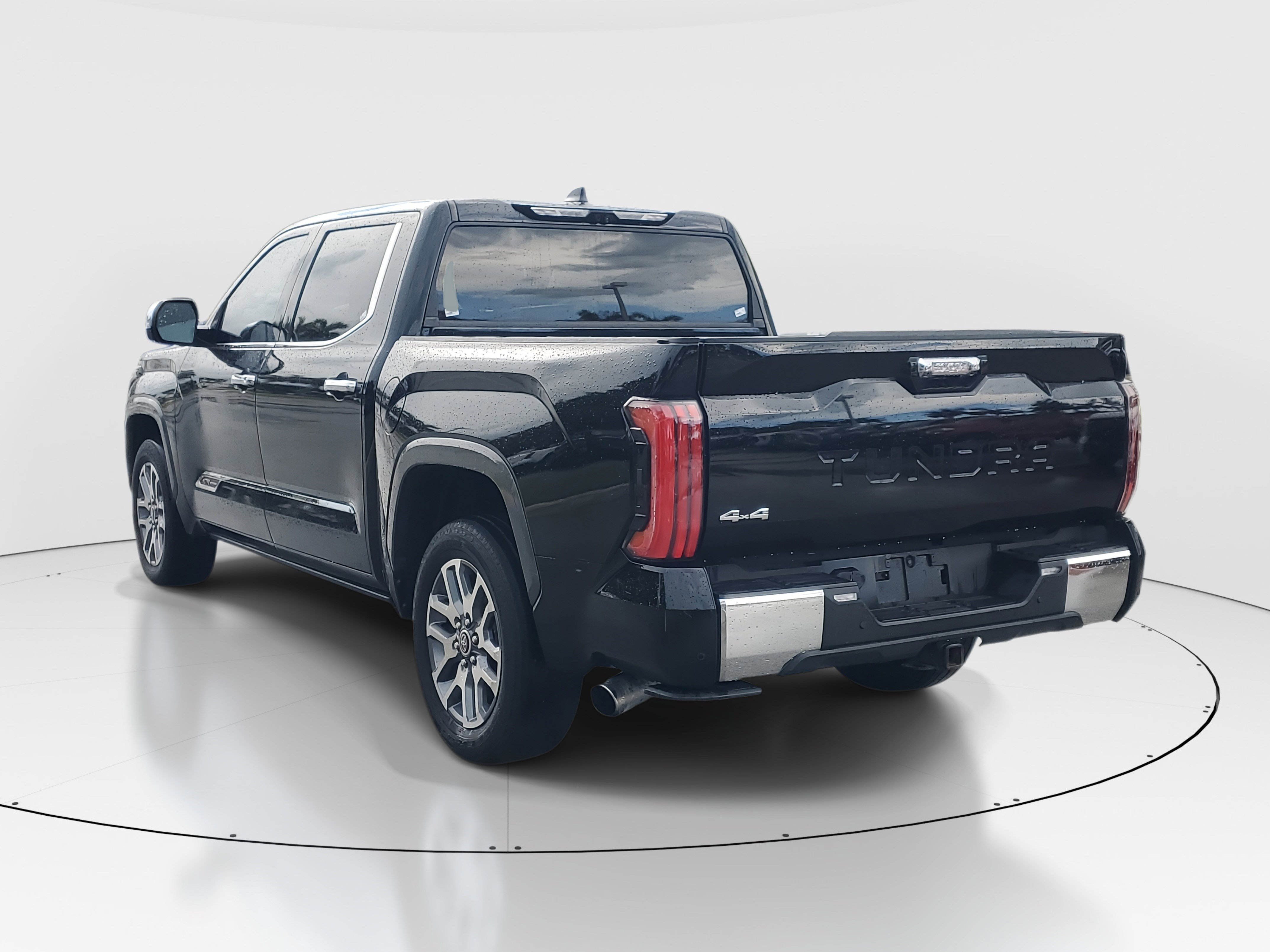 2024 Toyota Tundra 1794 Edition photo 5