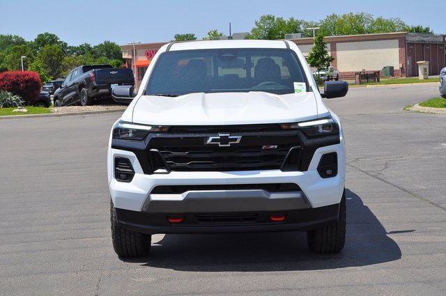 2025 Chevrolet Colorado Z71 photo 6