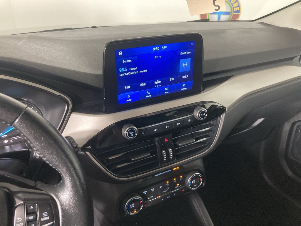 Used 2021 Ford Escape SE with VIN 1FMCU9BZ2MUA14011 for sale in Elk River, Minnesota