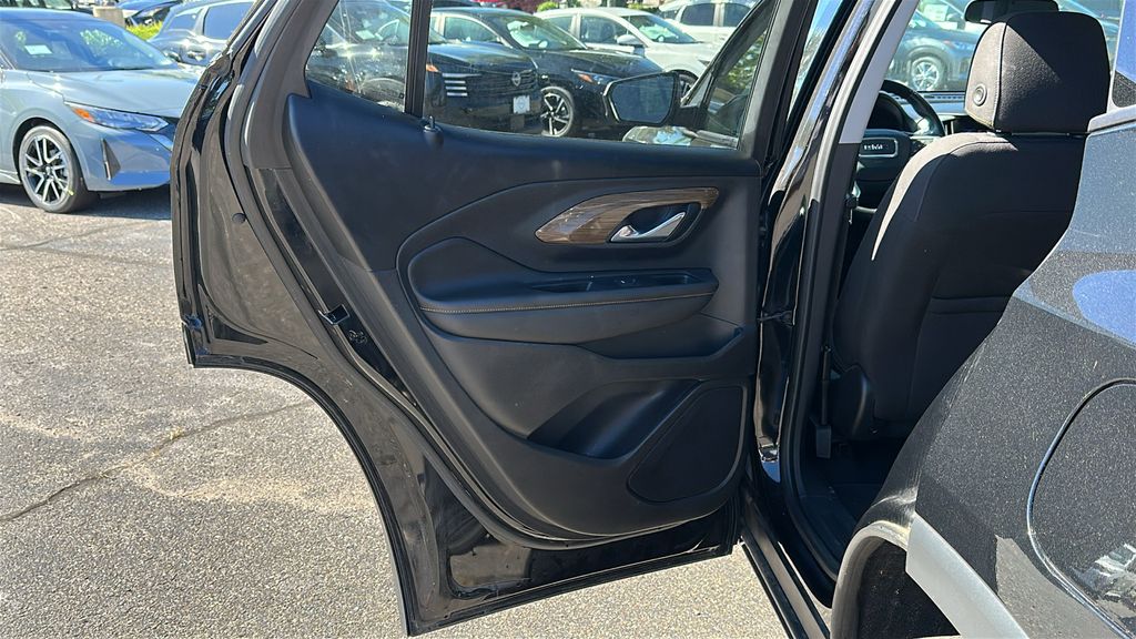 2021 Gmc Terrain SLE Elevation photo 24