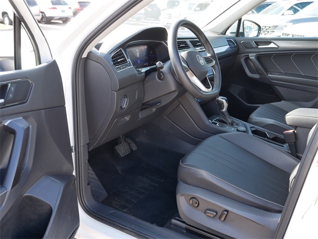 2022 Volkswagen Tiguan SE photo 12