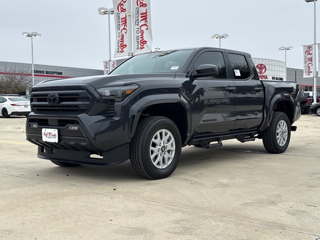 2025 Toyota Tacoma SR5's photo