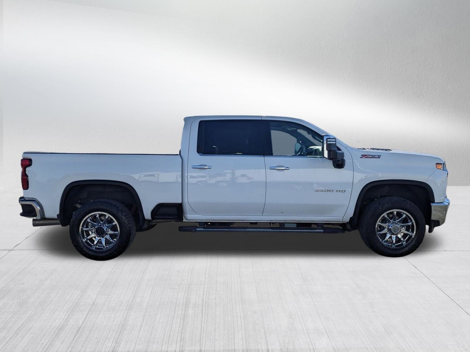 2021 Chevrolet Silverado 3500HD LTZ photo 6