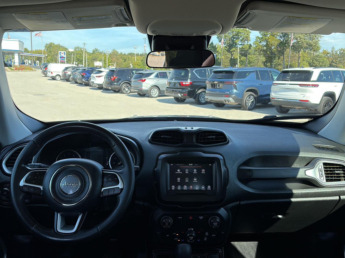 2018 Jeep Renegade Latitude North Edition photo 4