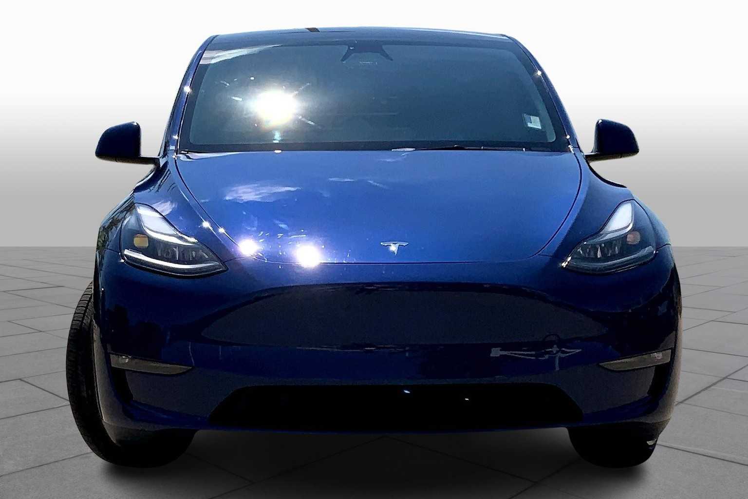 2024 Tesla Model Y Performance photo 3