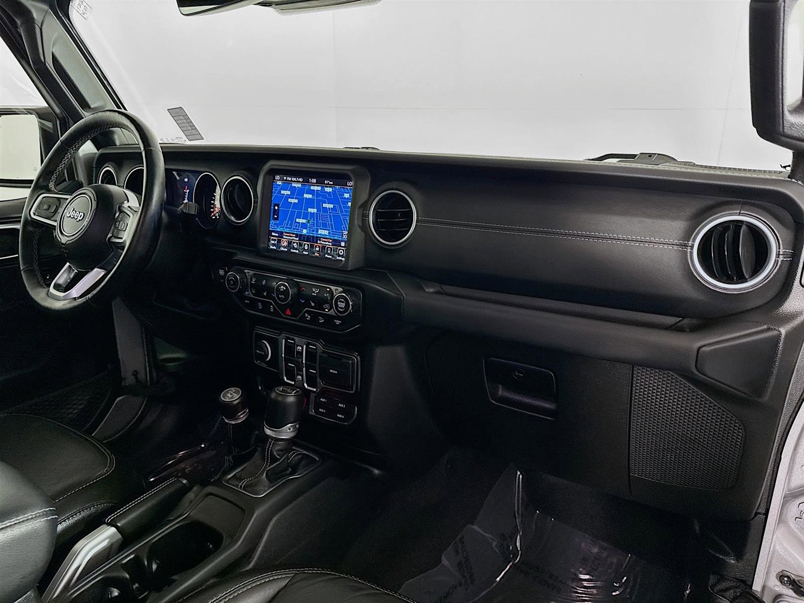 2020 Jeep Wrangler Unlimited Sahara photo 26