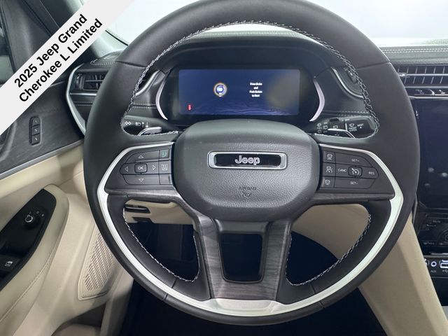 2025 Jeep Grand Cherokee Limited photo 20