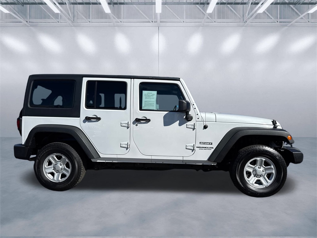 2014 Jeep Wrangler Unlimited Sport photo 4