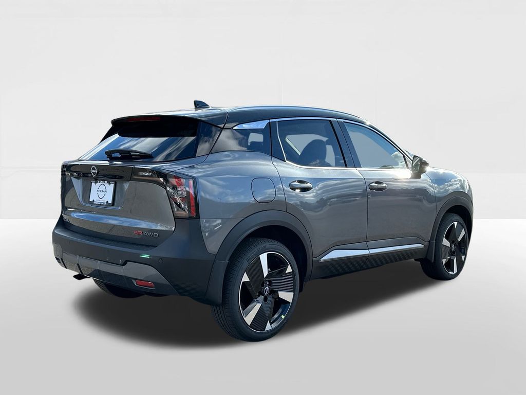 2025 Nissan Kicks SR photo 4