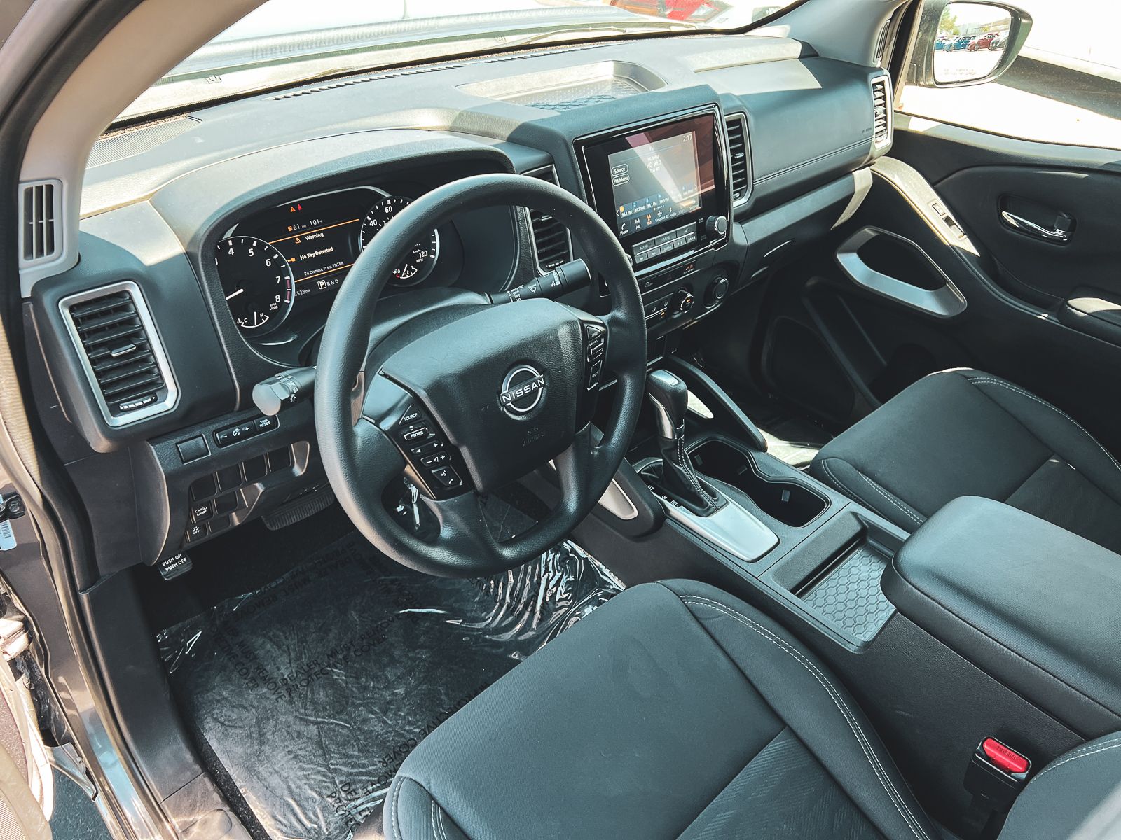 2023 Nissan Frontier SV photo 25