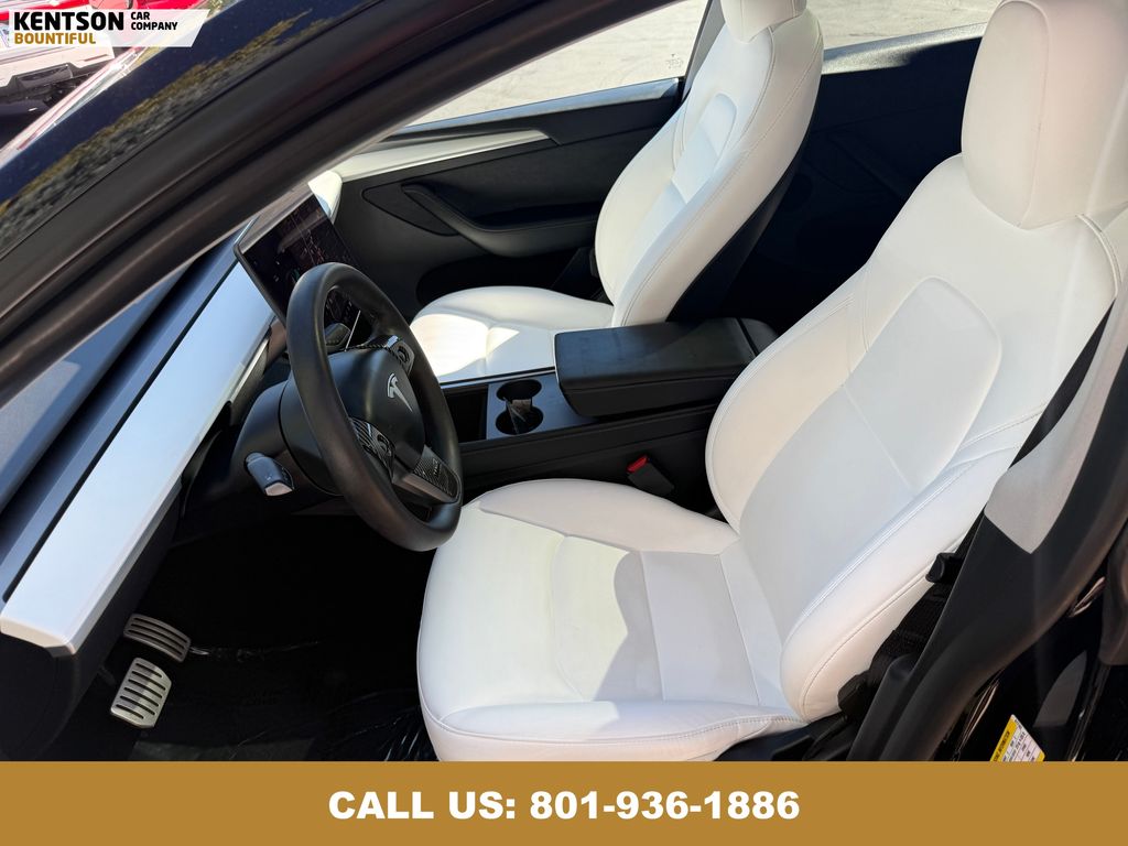 2023 Tesla Model Y Performance photo 23