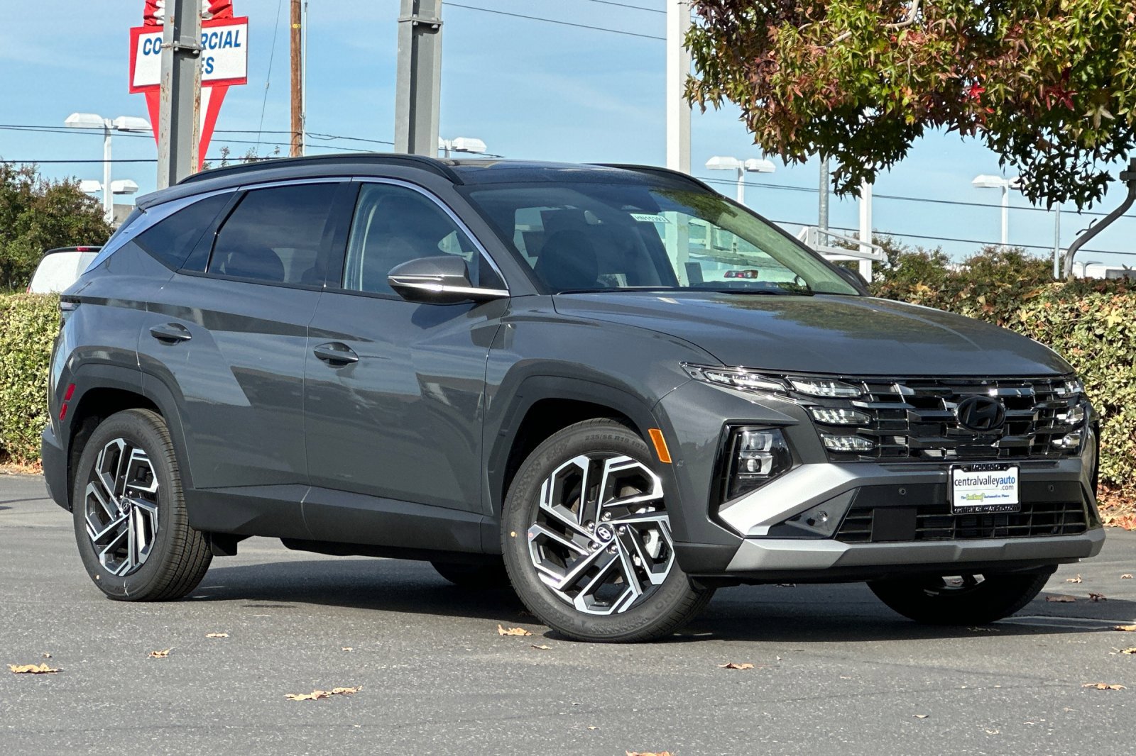2026 Hyundai Tucson Limited photo 2