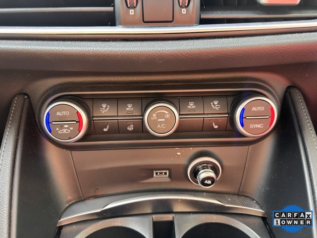 2022 Alfa Romeo Stelvio Ti Sport photo 16