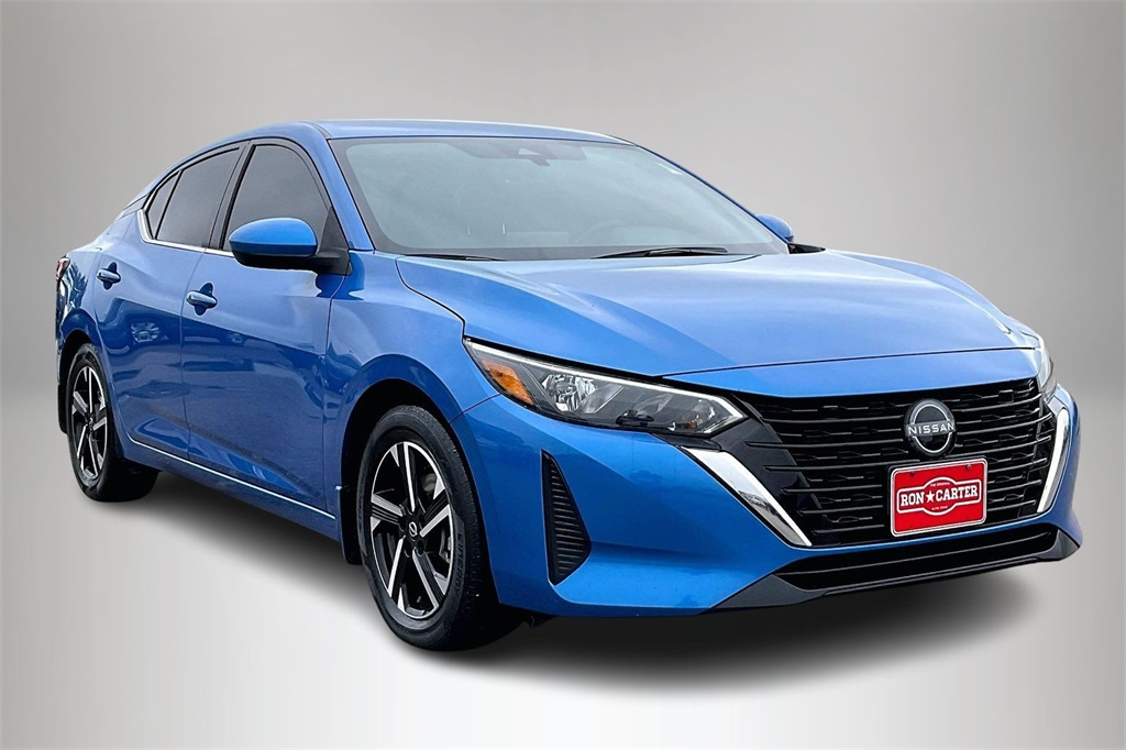 2024 Nissan Sentra SV's photo