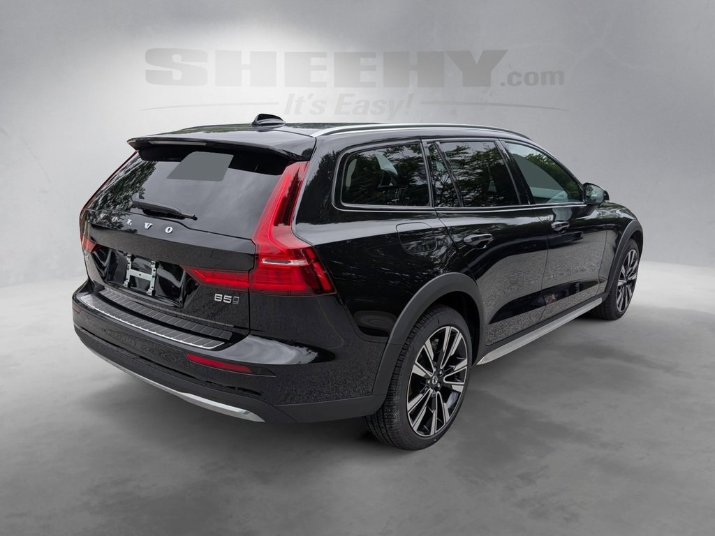 2026 Volvo V60 Cross Country B5 photo 25