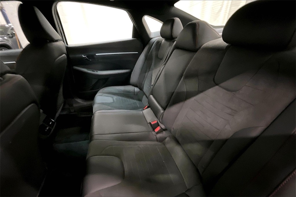 2021 HYUNDAI SONATA - Image 25