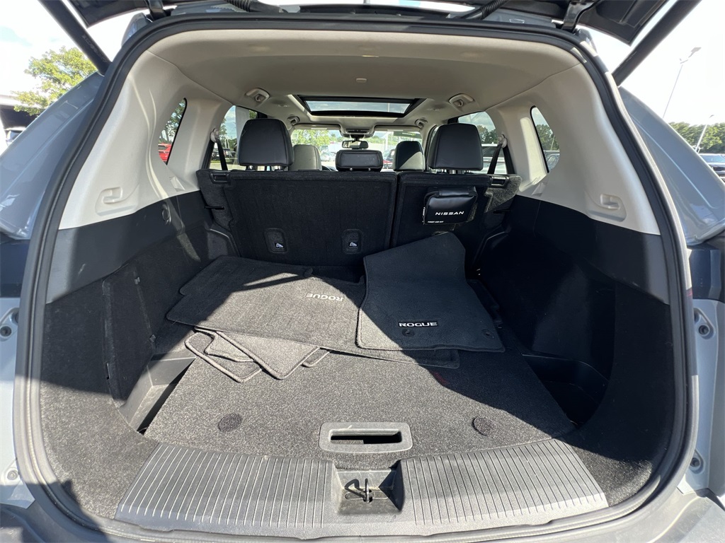 2023 Nissan Rogue SL photo 19