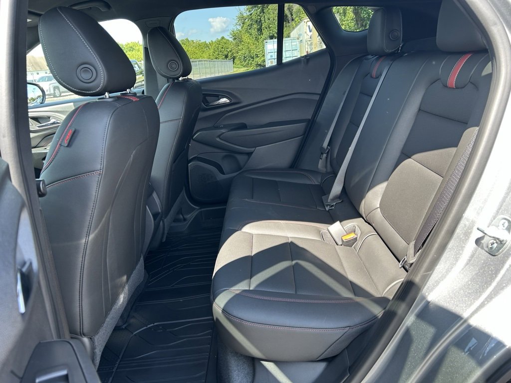 2025 Chevrolet Trax photo 15
