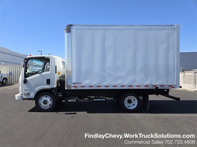 2024 Chevrolet Silverado 4500HD photo 3