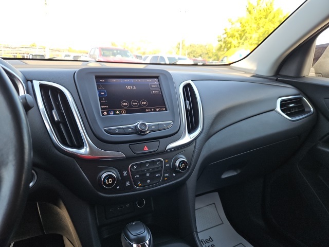 2020 Chevrolet Equinox LT photo 32