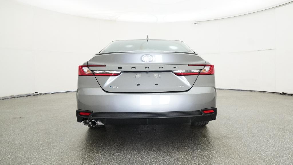 2025 Toyota Camry SE photo 15
