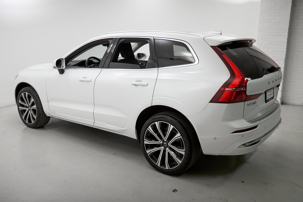 2023 VOLVO XC60 - Image 7