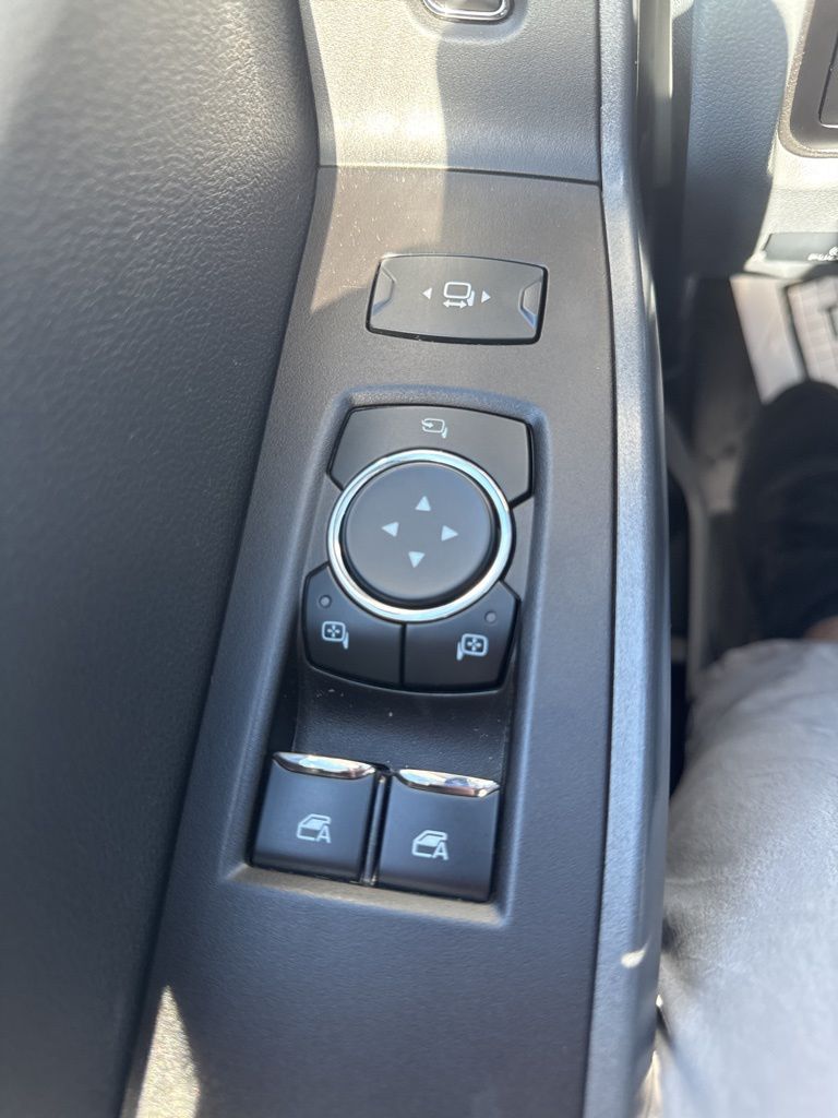 2023 Ford F-250 XLT photo 19