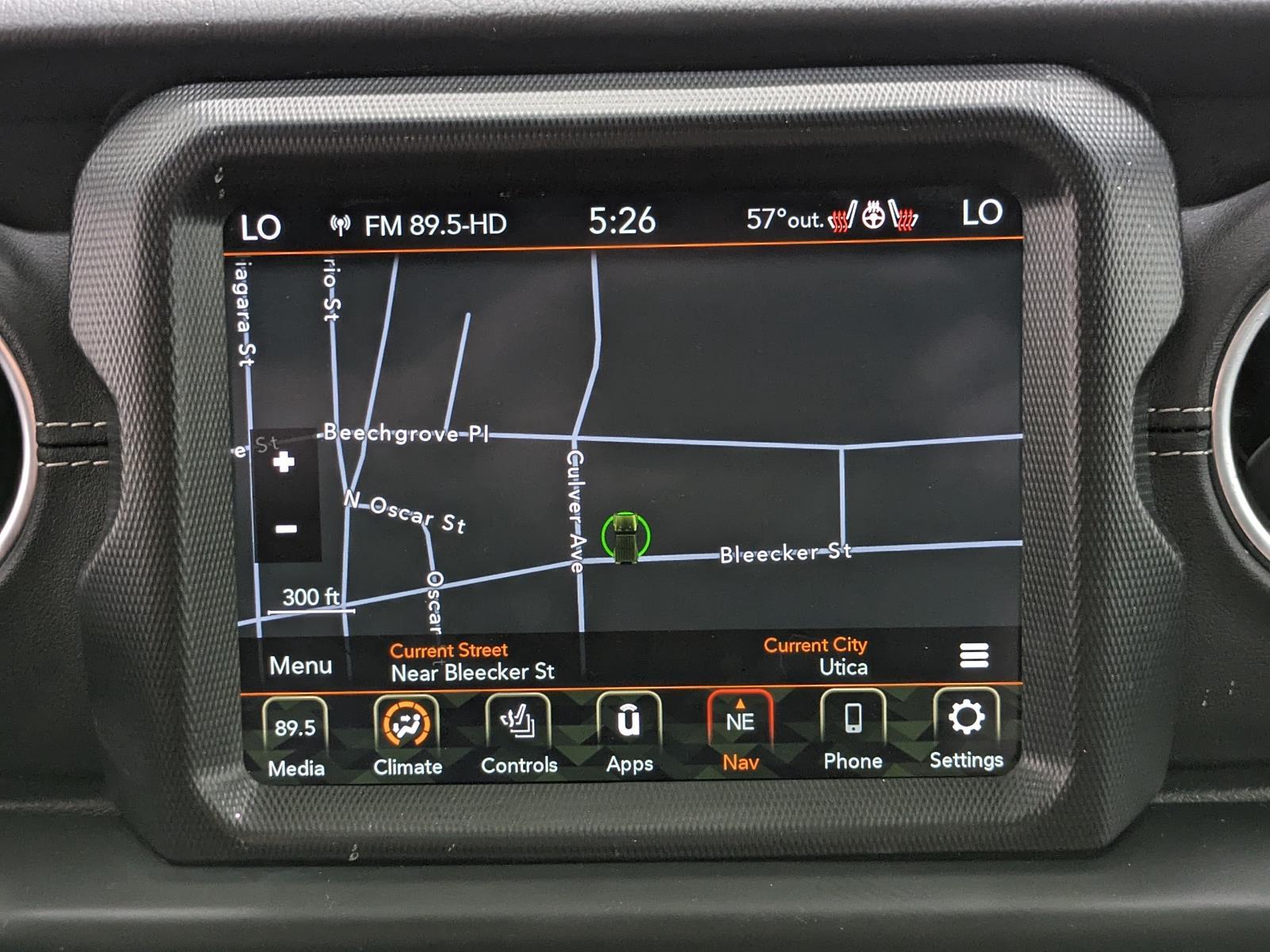 2022 Jeep Wrangler 4xe Unlimited Sahara photo 2