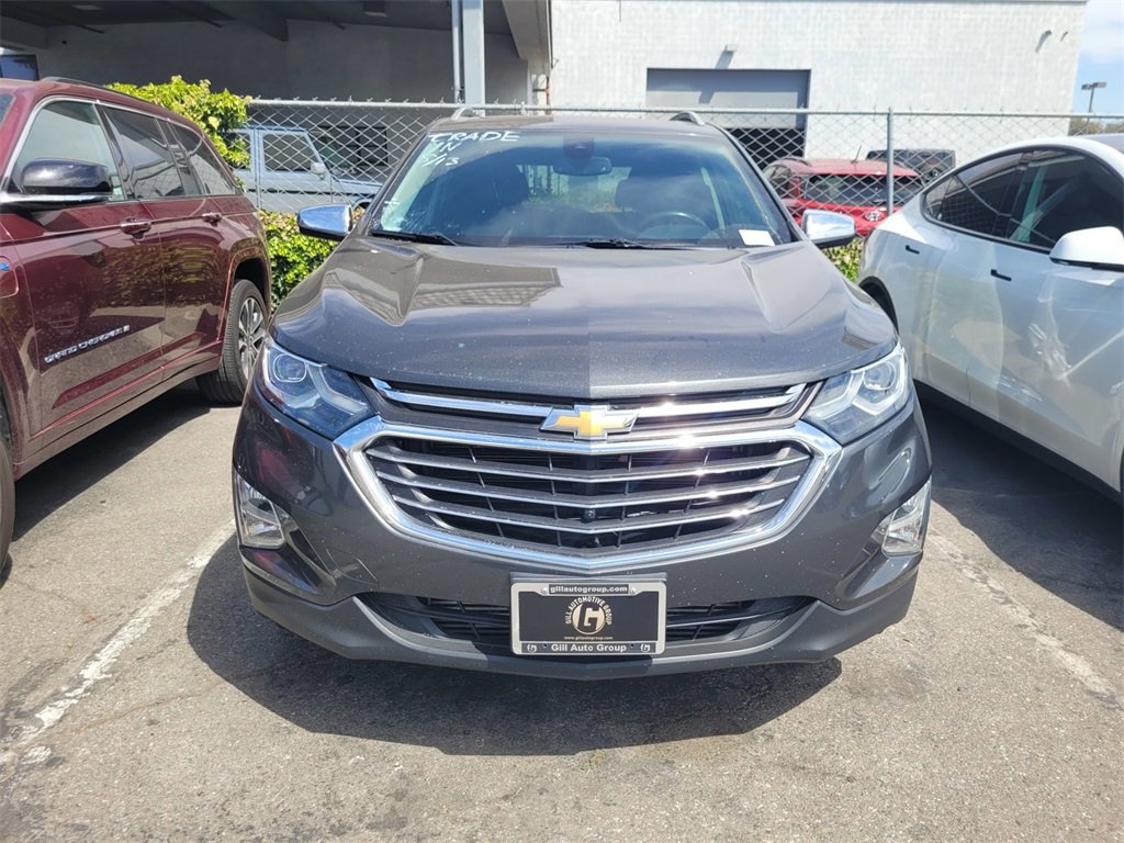 2018 Chevrolet Equinox Premier photo 2