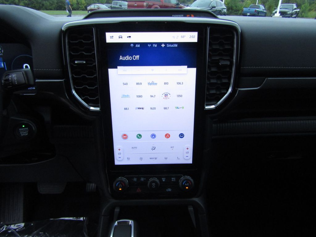 2025 Ford Ranger Lariat photo 19