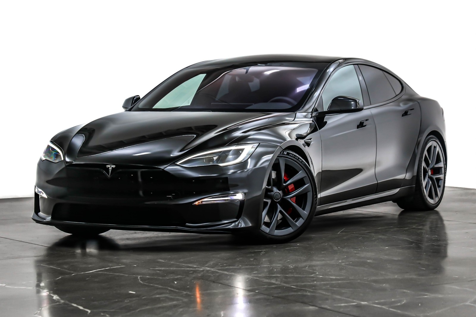 2023 Tesla Model S Plaid's photo