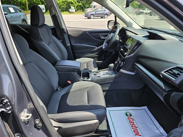 2021 Subaru Forester Premium photo 15