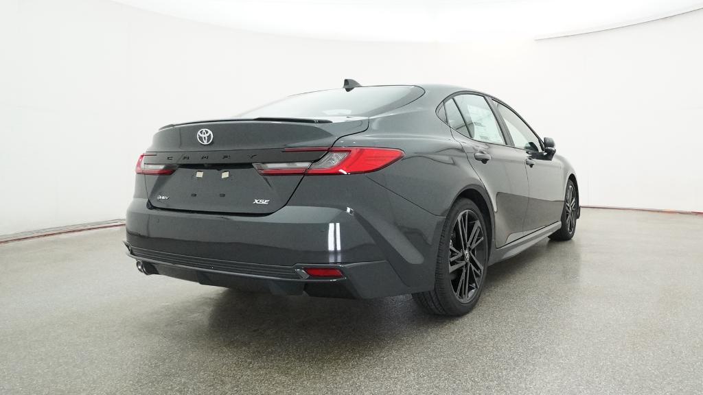 2025 Toyota Camry XSE photo 4