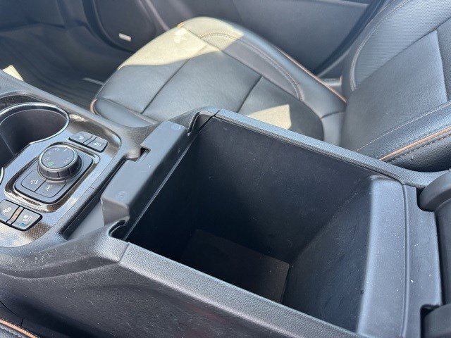 2023 Gmc Acadia AT4 photo 18
